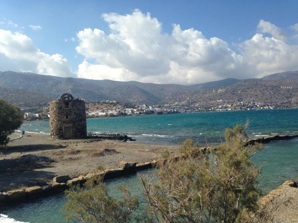 דירות אלונדה Marilena Seaside House חדר תמונה